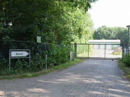 Die Geb&auml;ude des Bauhofs in Scharrel sollen am jetzigen Standort durch einen Neubau ersetzt werden.