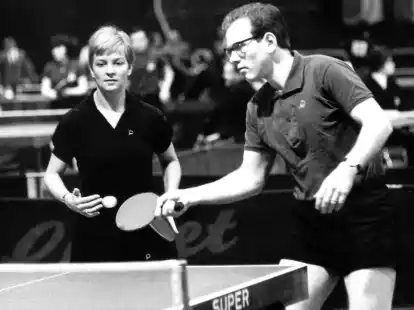 Diane Sch&ouml;ler (l.) ist am 19. Juni im Alter von 90 Jahren verstorben.