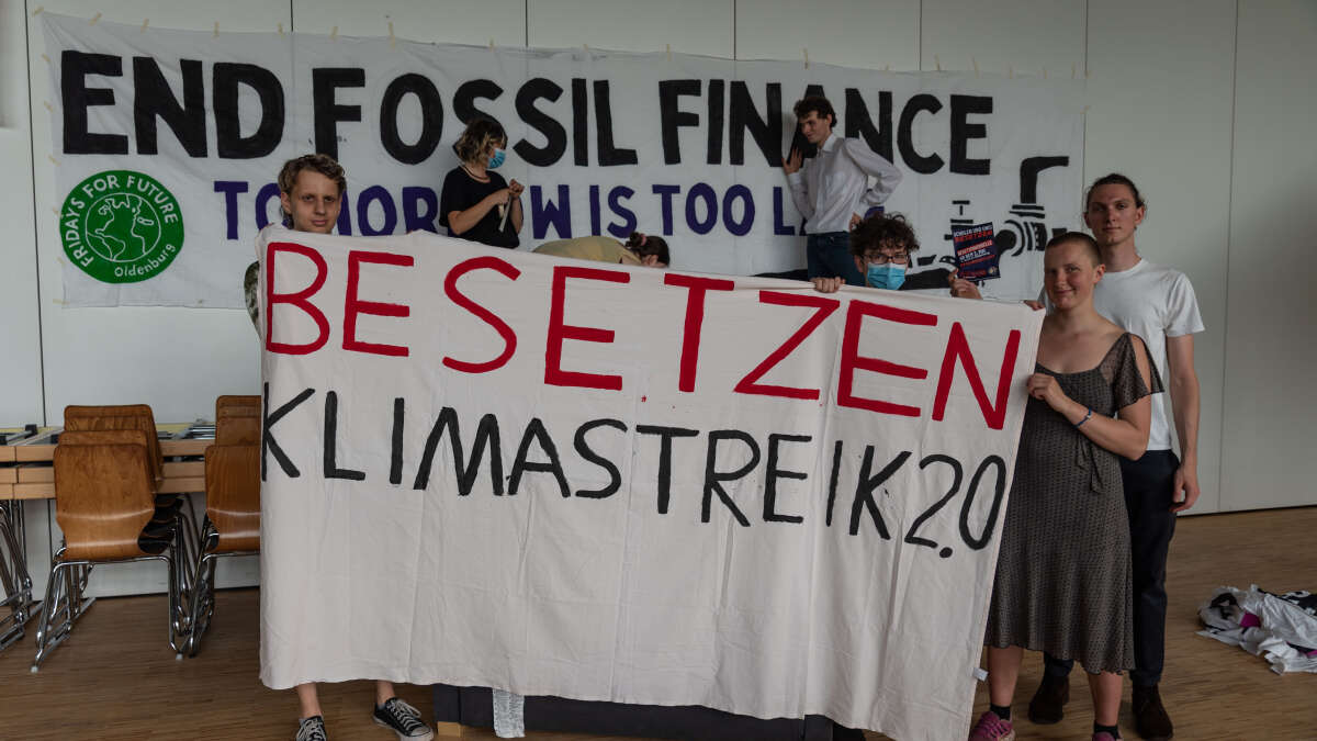CarlvonOssietzkyUniversität Klimaaktivisten besetzen Uni Oldenburg
