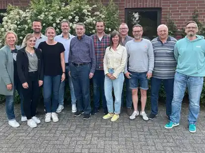 Neuer Vorstand: Generationenwechsel bei den Handballern der SG Friedrichsfehn/Petersfehn.