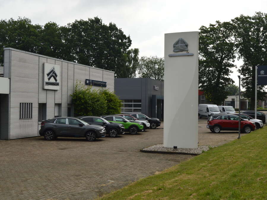 Autohaus Teich in Cloppenburg geschlossen 17 ExMitarbeiter klagen