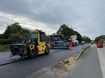 Die Bundesstra&szlig;e 72 wird derzeit zwischen Marienhafe und Osteel saniert. Ab Oktober geht es weiter &ndash; und es warten wieder wochenlange Sperrungen und Umleitungen.