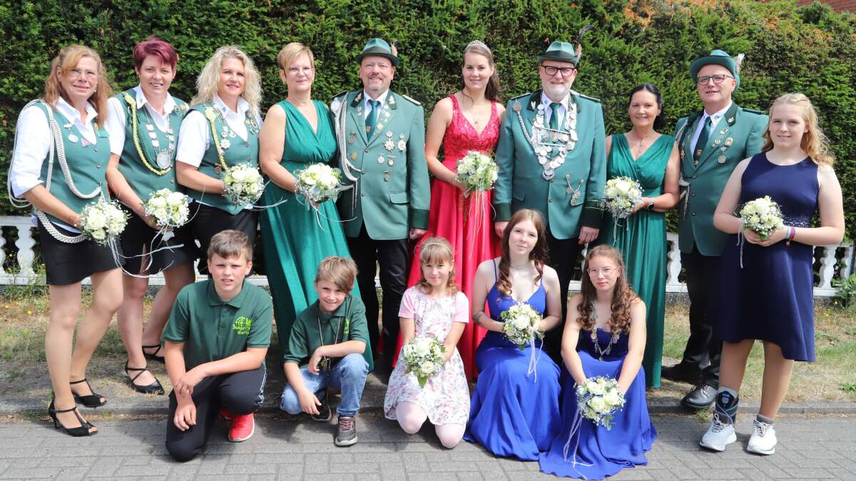 Schützenfest in Barßel: Gilde feiert König Hartmut Wrede