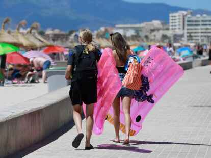 Ab nach Palma! Badeurlaub auf der Balearen-Insel wird auch Last-Minute zu haben sein. Wenn auch nicht zwingend superg&uuml;nstig.