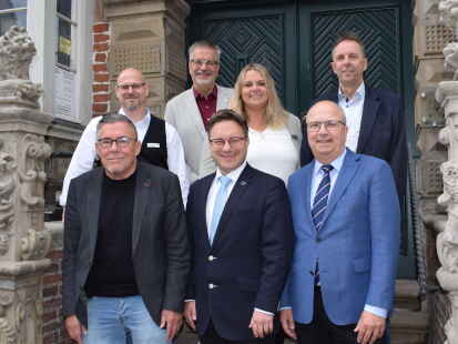 Stadt Jever: Neue Verwaltungsspitze im Rathaus