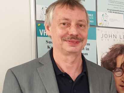 &Auml;u&szlig;ert sich zum abgelehnten Antrag: VHS-Leiter Hinrich Ricklefs