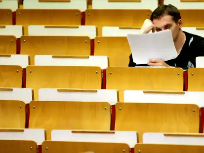 Symbolbild: &Uuml;ber finanzielle Unterst&uuml;tzung beim Studium k&ouml;nnen sich junge Menschen aus dem Oldenburger M&uuml;nsterland an der Uni Vechta freuen.
