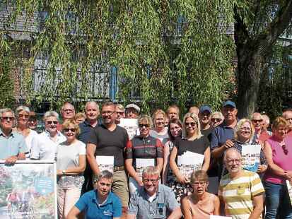 Erfolgreich: Gruppenbild mit allen anwesenden ausgezeichneten Teilnehmern.