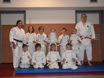 Judo-AG im Kindergarten Tungeln: Kinder bekommen gelb-weißen Gürtel