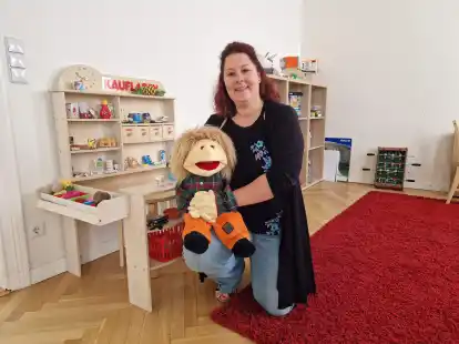 Im frisch eingerichteten Therapiezimmer: Die Kinder- und Jugendpsychotherapeutin Jasmin Behnken er&ouml;ffnet im August eine Praxis in Hude.