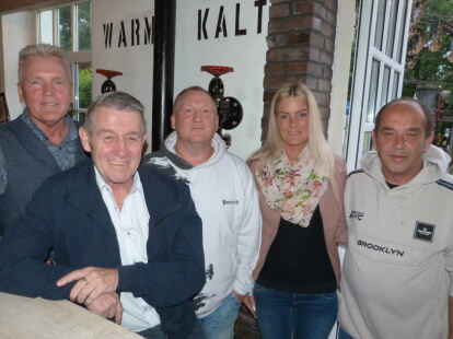 Erinnerungen an alte &bdquo;Casa&ldquo;-Zeiten ausgetauscht (v.l.): Stefan Becker, Norbert Hechler, Olli Jacobs, Saskia D&ouml;ring und Thomas Goldmann.