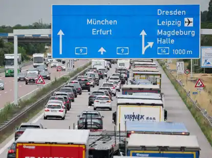 Stau auf der A9 bei Leipzig.