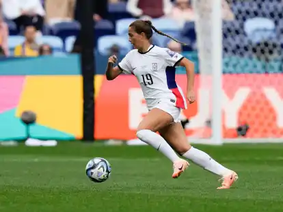 16 Jahre alt und bei der WM dabei:&nbsp;Die S&uuml;dkoreanerin Casey Phair hat sich in die Geschichtsb&uuml;cher eingetragen.