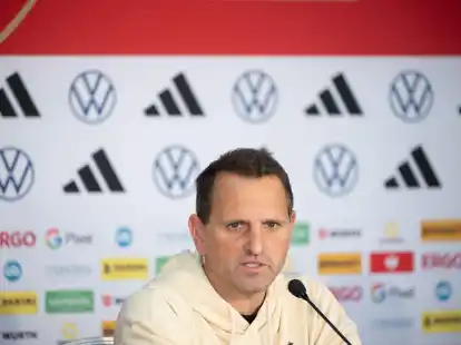 DFB-Manager Joti Chatzialexiou warnt vor dem n&auml;chsten Gegner der Frauen-Nationalmannschaft.