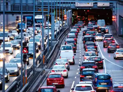 Laut einer Umfrage kommt die Mobilit&auml;tswende nur schleppend voran.