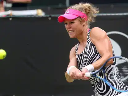 Muss auf ihr Achtelfinal-Spiel in Warschau warten: Laura Siegemund.