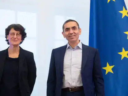 In den prestigetr&auml;chtigen Orden Pour le m&eacute;rite werden Menschen aufgenommen, die sich aus Sicht der Mitglieder Verdienste in Wissenschaft und K&uuml;nsten erworben haben. &Ouml;zlem T&uuml;reci (l) und Uğur Şahin wird diese Ehre nun zuteil.