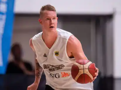 Robin Benzing unterschrieb bei den Gie&szlig;en 46ers einen Zweijahresvertrag.