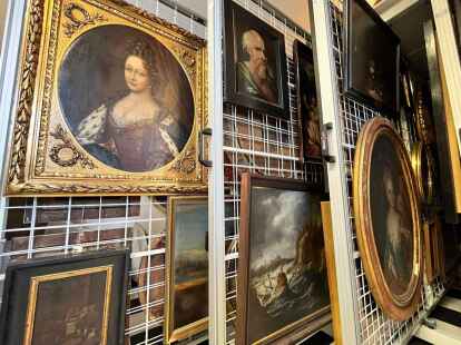 Im Museum &bdquo;Leben am Meer&ldquo; in Esens gibt es nun klimatisierte R&auml;ume, die die alten Bilder und Objekte vor zu gro&szlig;en Klimaschwankungen retten sollen.