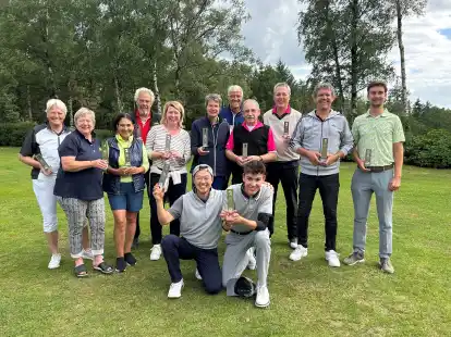 Die Sieger und Platzierten bei den Vereinsmeisterschaften des Golfclubs Wildeshauser Geest.