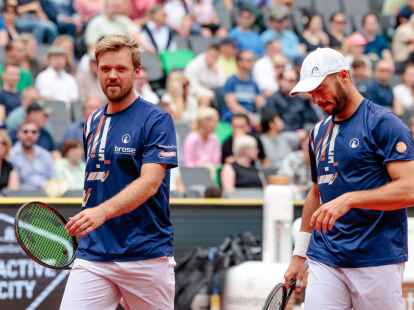 Siegten in Hamburg: Kevin Krawietz (l) und Tim P&uuml;tz.