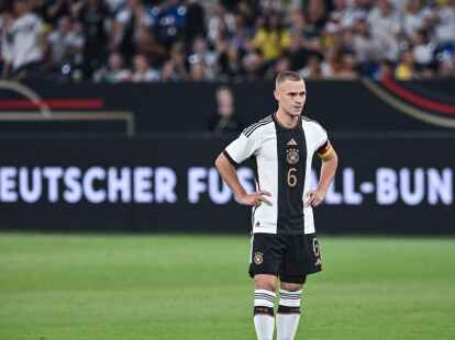Der deutsche Fu&szlig;ball steckt ein Jahr vor der EM in einer gro&szlig;en Krise.