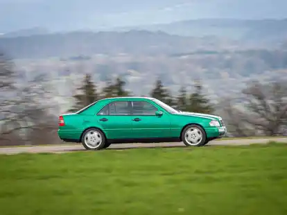 Es gr&uuml;nt so gr&uuml;n: Es gab in den 1999er Jahren eine Phase, wo die Lackpaletten auch von Premiumherstellern durchaus bunter wurden.