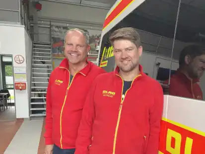 Hendrik Schultz (links) und Kai Luja versuchen mit ihrem Team, die Defizite in der Schwimmausbildung wieder aufzuholen.