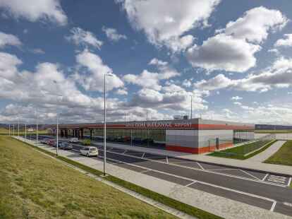 Am 2. August hebt am Flughafen Budweis der erste Charterflug in Richtung Antalya ab.