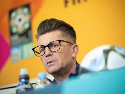 Der Trainer der s&uuml;dkoreanischen Frauen-Fu&szlig;ballnationalmannschaft:&nbsp;Colin Bell.