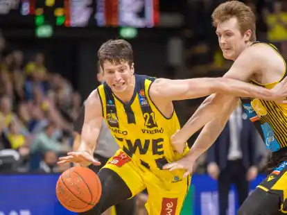 Spielt k&uuml;nftig in Spanien: Tanner Leissner (links)