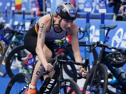 Triathletin Annika Koch belegte bei dem Wettkampf in Sunderland Platz drei.