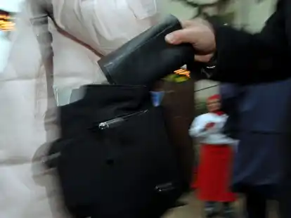 Am vergangenen Samstag, 5. August, haben sich in Leer und Westoverledingen Taschendiebst&auml;hle ereignet.