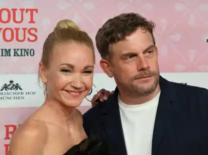 Lisa Maria Potthoff und Sebastian Bezzel bei der Premiere von &laquo;Rehragout-Rendezvous&raquo; in M&uuml;nchen.