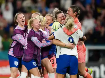 Die Engl&auml;nderinnen haben bei der WM das Viertelfinale erreicht.