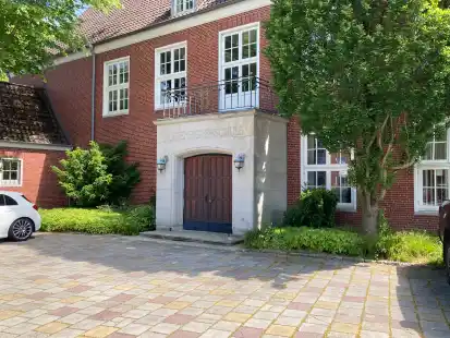 Bei der Plytenbergschule sind die Bauma&szlig;nahmen zum Ganztagsausbau gestartet.