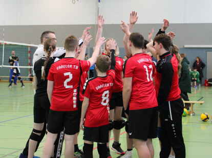 Mannschaftlich geschlossen und erfolgreich pr&auml;sentierte sich das U-16-Team des Vareler TB in der abgelaufenen Saison als Meister der Jugendliga.