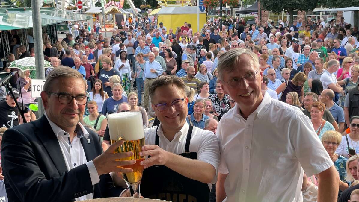 Altstadtfest Jever 2023 eröffnet Party bis Sonntagabend