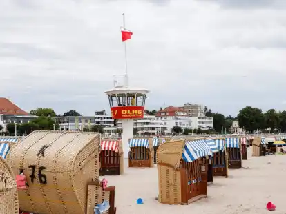Weht am DLRG-Turm die rote Flagge, geht man besser nicht ins Wasser.