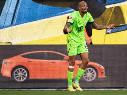 Der St&uuml;rmer ist erneut am Knie verletzt.