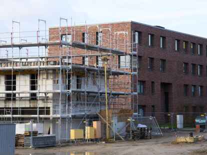 Jedes zehnte Wohnungsbauunternehmen meldet laut  Ifo-Institut Finanzierungsschwierigkeiten.