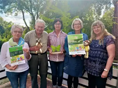 Die verantwortlichen Ehrenamtlichen und Ansprechpartner f&uuml;r die Kindertrauergruppe: Von links Heidi Mandel, Thomas Wiesner, Marika Stulken, Elke R&ouml;sing und Karin Jansen-Vo&szlig;en.