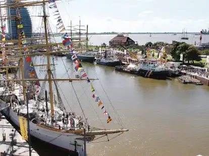 Neben der &bdquo;Alexander von Humboldt II&ldquo; und der &bdquo;Gal&eacute;on Andalucia&ldquo; stand die &bdquo;Schulschiff Deutschland&ldquo;  hoch in der Gunst des Publikums.