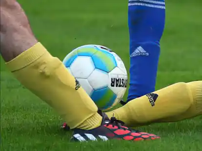 TuS-Trainer Thilo Jan&szlig;en erwartet eine sp&auml;te Entscheidung.