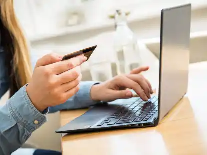 Nur jeder vierte gro&szlig;e Online-Shop in Deutschland barrierefrei. Das ergab eine Studie von Google, der F&ouml;rderorganisation &laquo;Aktion Menschen&raquo; und der Stiftung Pfennigparade.