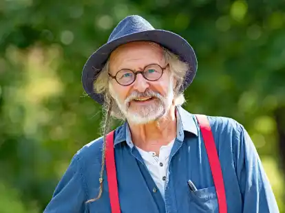 Klaus-Peter Wolf sprach mit unserer Redaktion &uuml;ber die Kritik am Umzug der Ausstellung &uuml;ber die Ostfriesenkrimis und lie&szlig; dabei auch in seine Gef&uuml;hlswelt blicken.