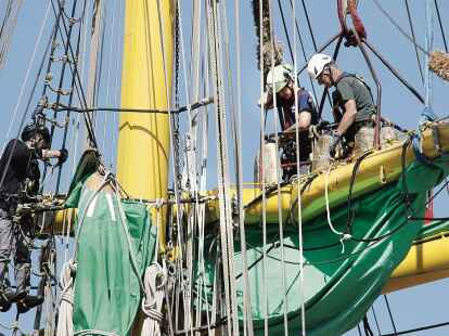 Deutlich zu sehen ist der Knick im Stahl.