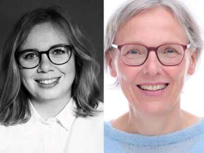 Halten in Emden einen Vortrag zur Geschichte &ouml;ffentlicher Pissoirs: Lena Leinich (links) und Nina Holsten.