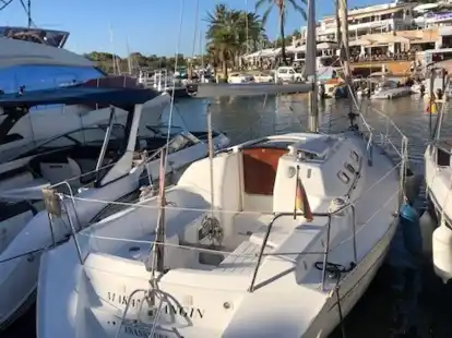 Mit diesem Segelboot sind die beiden Segler aus Deutschland am Sonntag von Cala Galdana auf Menorca aufgebrochen.