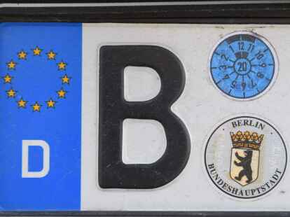 Wer sein Auto oder Motorrad anmelden will, kann sich ab dem 1. September den Gang zum Amt sparen.